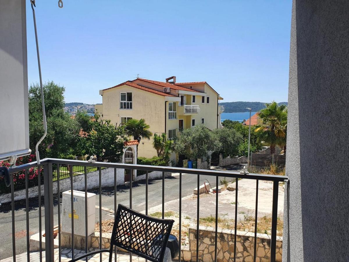 Apartment Adriatic - Saldun Trogir Exteriör bild