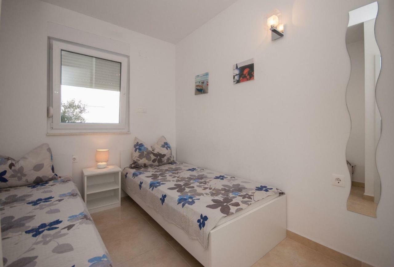 Apartment Adriatic - Saldun Trogir Exteriör bild